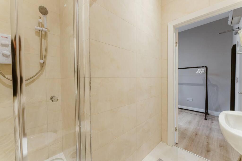Stylish Kitchenette In Central London'S Vibrant Holloway District Ngoại thất bức ảnh